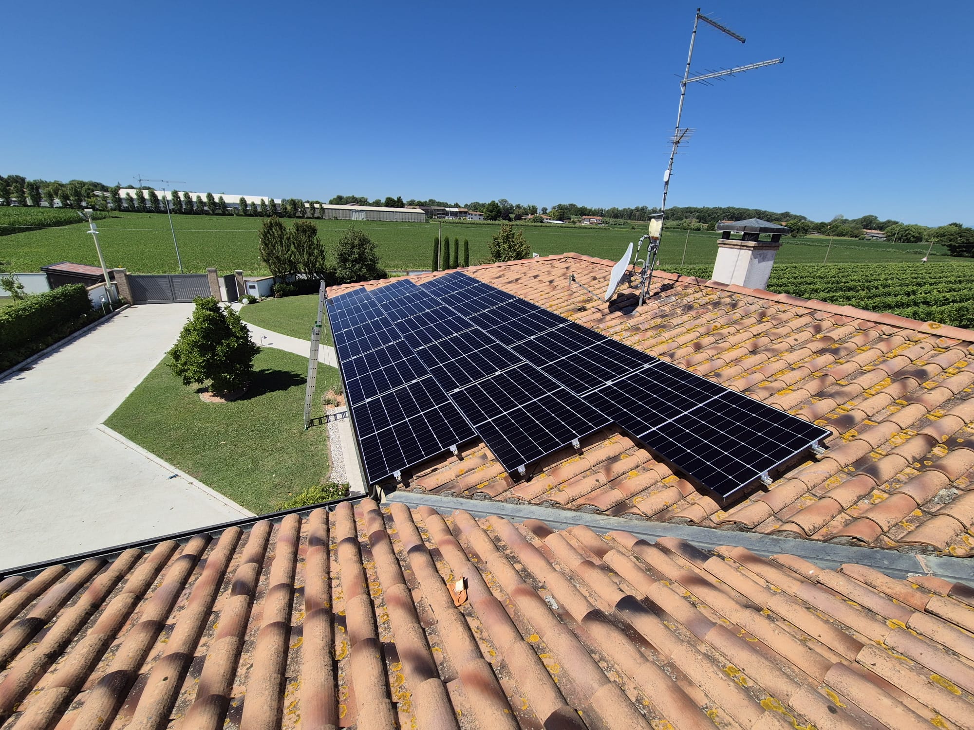 Impianto fotovoltaico Victory